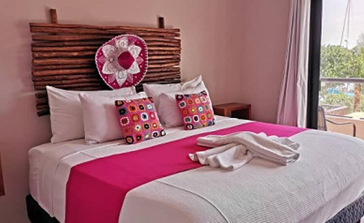 isla mujeres beachfront hotel