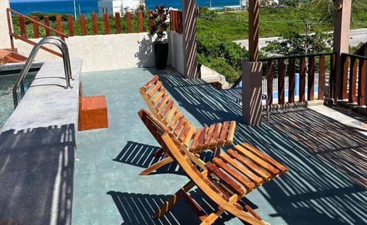 isla mujeres hotels on beach